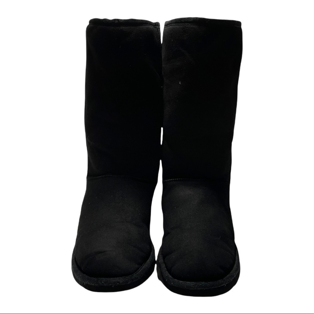 UGG Woman Shoes Size 9
